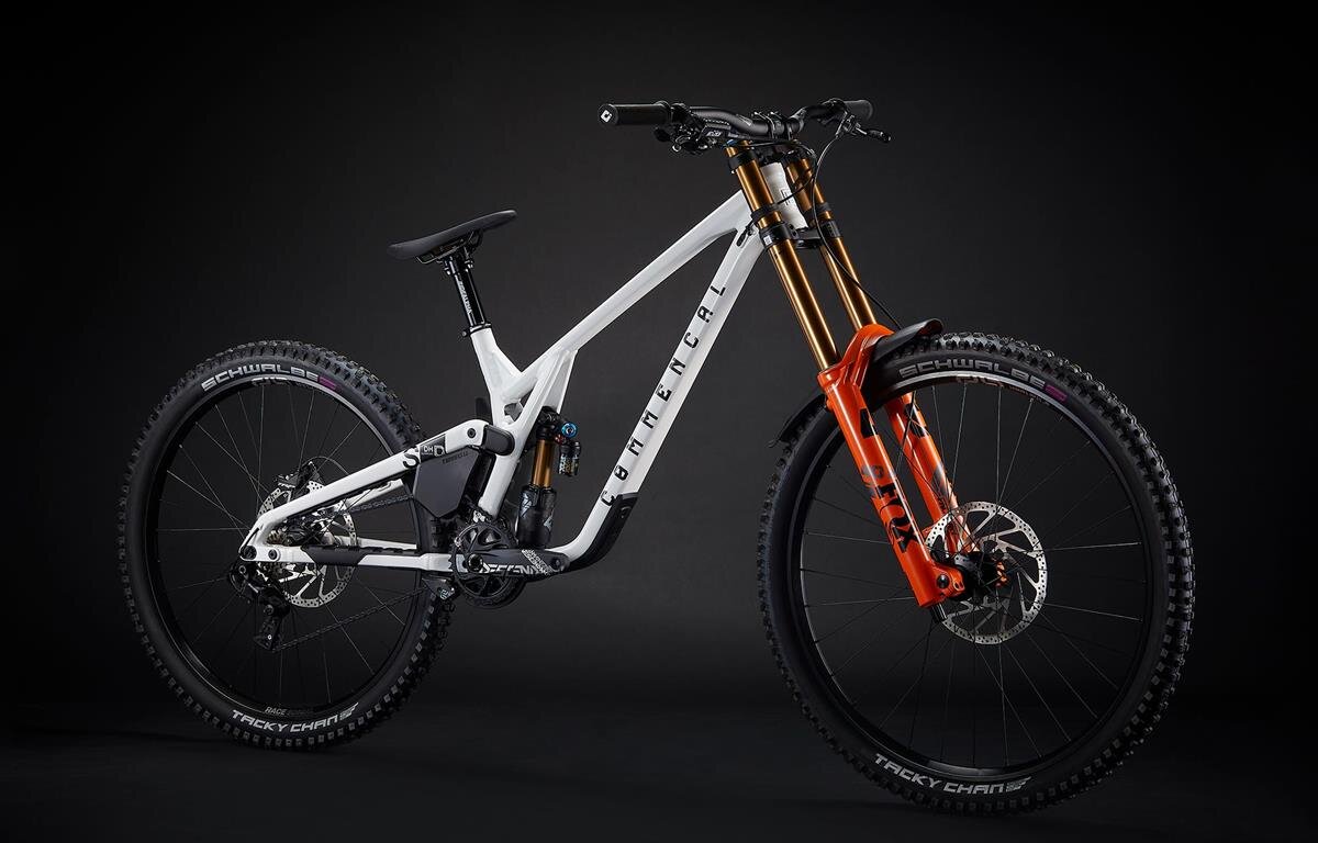 Commencal Supreme DH V5 Signature Air Pure White