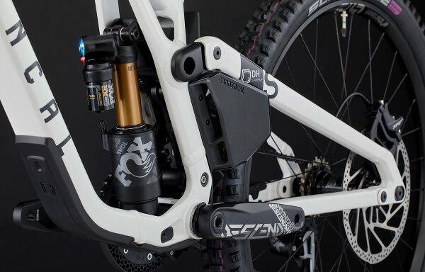 Commencal Supreme DH V5 Signature Air Pure White