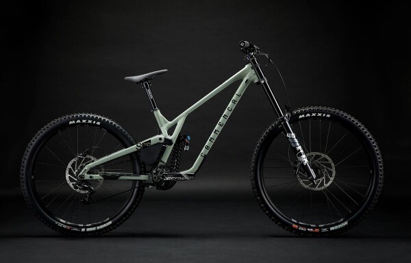 Commencal Supreme DH V5 Essential Heritage Green