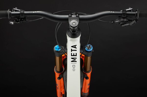 Commencal Meta V5 Signature Clear White