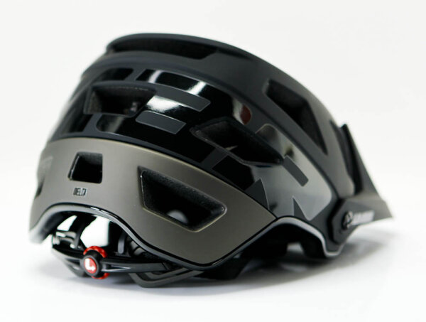Limar Delta Enduro-MTB-Helm matt schwarz