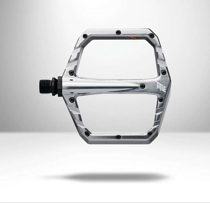 TITLE Connect MTB-Pedal silber